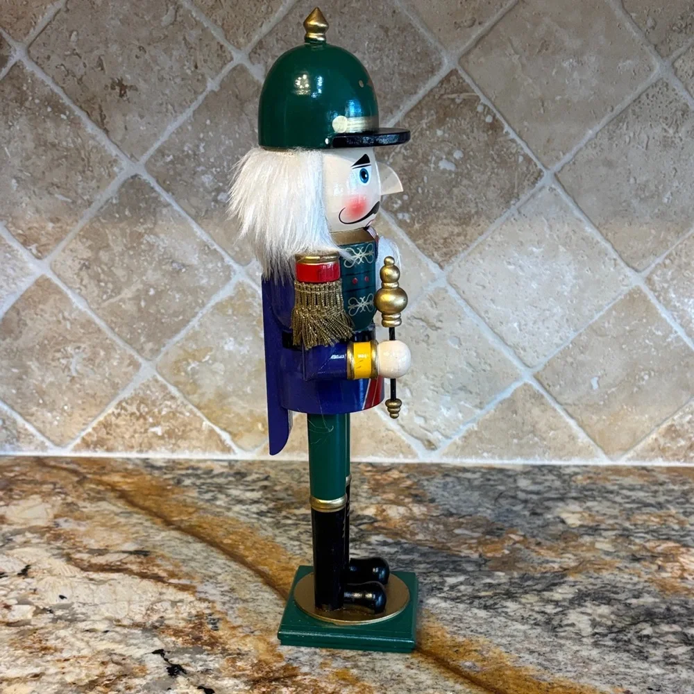 Vintage PIER 1 Imports 12” Nutcracker Wood Figurine Holiday Christmas Soldier